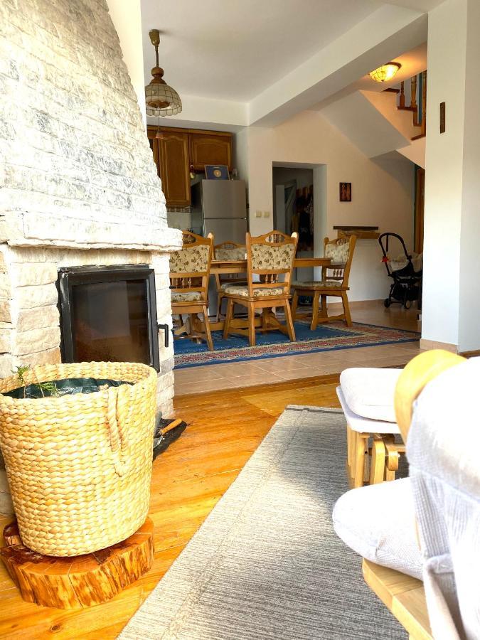 Homy Family House Villa Törcsvár Kültér fotó