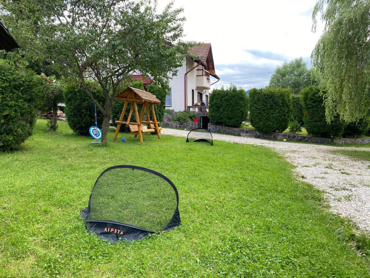 Homy Family House Villa Törcsvár Kültér fotó