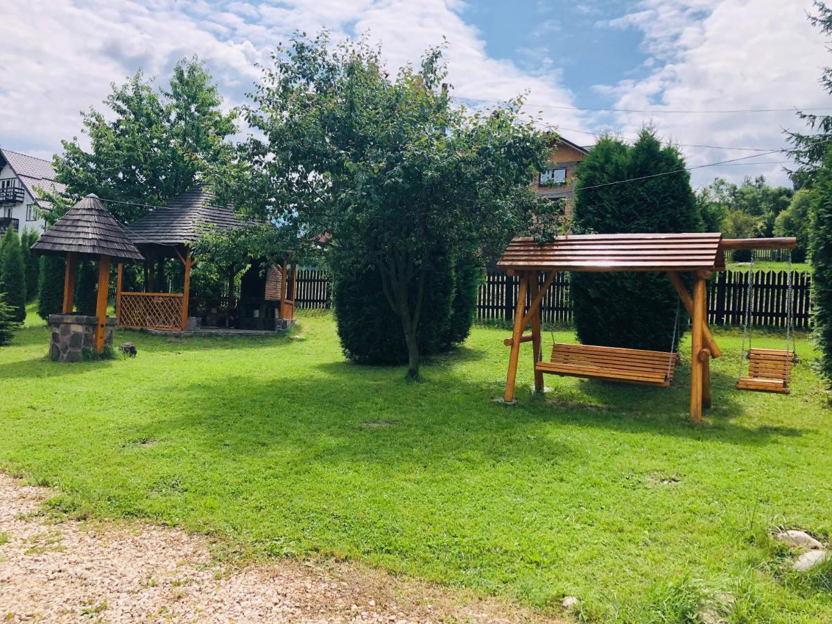 Homy Family House Villa Törcsvár Kültér fotó