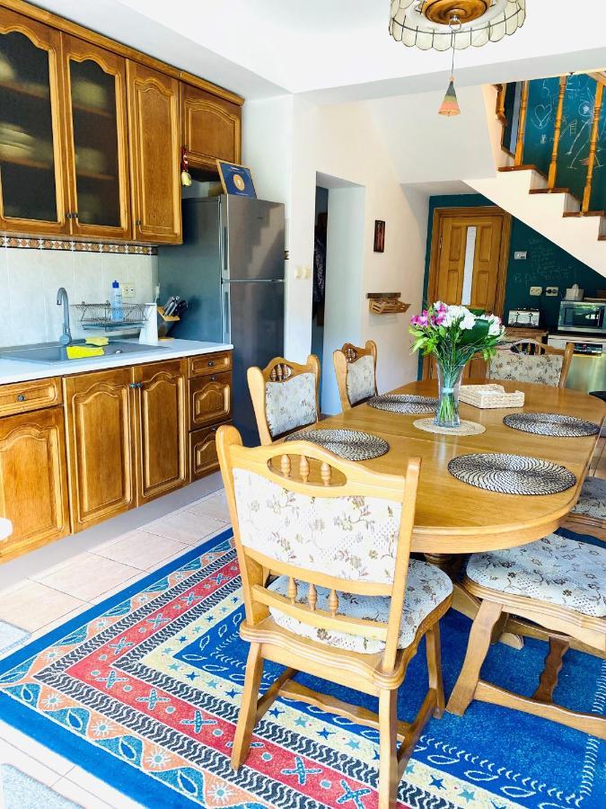 Homy Family House Villa Törcsvár Kültér fotó