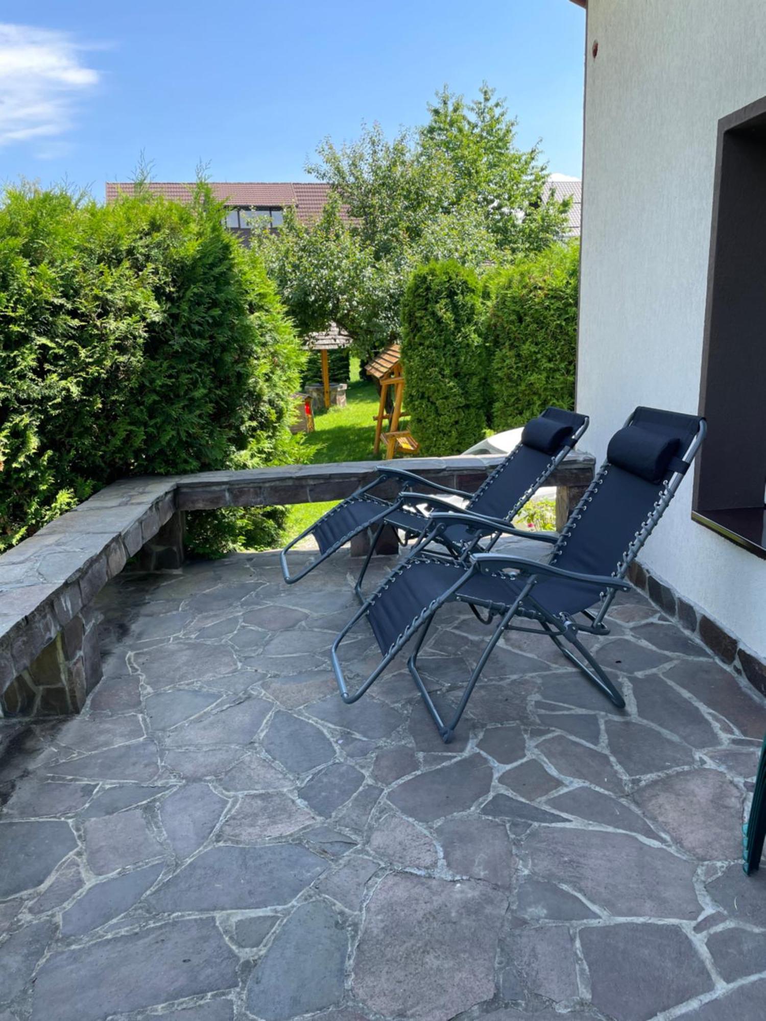 Homy Family House Villa Törcsvár Kültér fotó