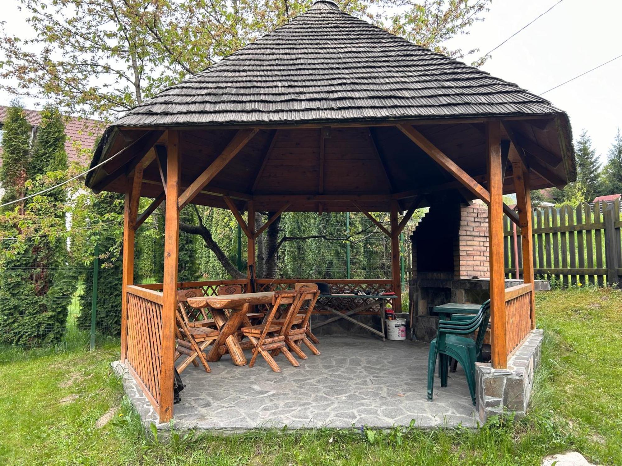 Homy Family House Villa Törcsvár Kültér fotó