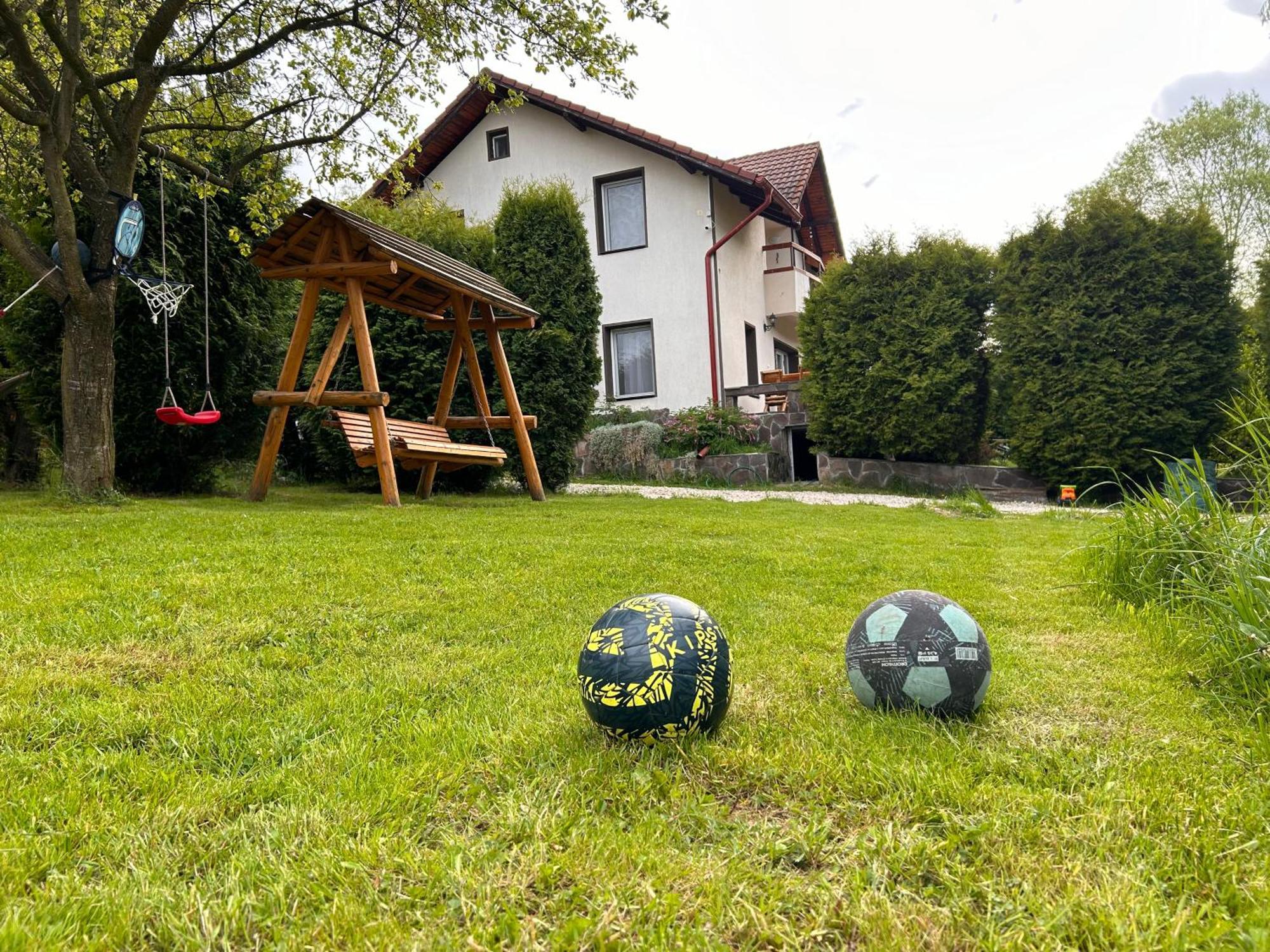 Homy Family House Villa Törcsvár Kültér fotó